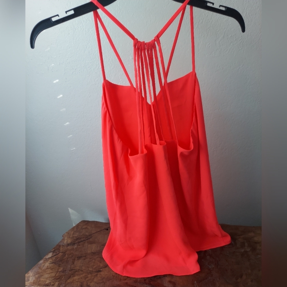 Express Strappy Top - Picture 2 of 9